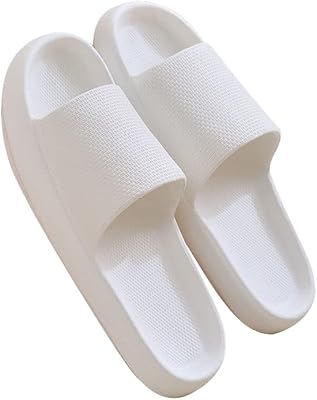 Pantoufles rembourrées pour femmes et hommes, pantoufles de douche antidérapantes, sandales de salle de bain à semelle épaisse unisexes. Avec plus de 300 000 références disponibles, DIAYTAR COTE D'IVOIRE offre à ses clients une liberté de choix sans précédent. La boutique en ligne travaille avec des fournisseurs de confiance pour garantir la qualité des produits proposés. De plus, son système de paiement sécurisé et son service client dédié contribuent à renforcer la confiance entre la boutique et ses clients.