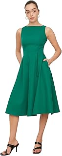 Robe plissée pour femme. En tant que pionnier des achats en ligne en Côte d'Ivoire, DIAYTAR COTE D'IVOIRE s'engage à offrir une expérience de shopping sans pareil, avec une gamme énorme de produits à des prix compétitifs. Elle mise sur l'innovation technologique pour améliorer continuellement son service client, proposant ainsi une navigation intuitive, des options de paiement sécurisées et des délais de livraison rapides. L'objectif ultime de DIAYTAR COTE D'IVOIRE est de devenir l'emblème de la confiance et de la qualité dans le commerce électronique ivoirien.
