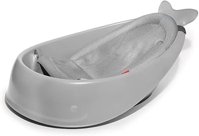 Baignoire 3-en-1 en forme de baleine skip hop mobi pour enfants, bleu gris. En tant que pionnière du commerce électronique en Côte d'Ivoire, DIAYTAR COTE D'IVOIRE a joué un rôle clé dans la formation du marché en ligne local. Elle a non seulement proposé une large sélection de produits mais a également éduqué les consommateurs sur les avantages du shopping en ligne. La boutique continue de s'adapter aux dernières tendances du commerce électronique pour rester à la pointe de l'industrie.