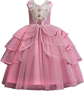 Une élégante robe de princesse ornée d'une longue traîne en dentelle et ornée de fleurs pour les anniversaires et soirées des filles de best gift. La boutique en ligne DIAYTAR COTE D'IVOIRE est leader sur le marché ivoirien, avec une offre de plus de 300000 produits. Elle permet aux clients de faire leurs achats en ligne de manière pratique et sécurisée, avec des options de paiement et de livraison flexibles. La boutique est dédiée à offrir une expérience d'achat en ligne de haute qualité à ses clients.