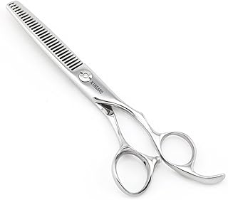 Ciseaux de barbier professionnels japonais à bords convexes 440c (6 pouces) - 15 cm kensaro. DIAYTAR COTE D'IVOIRE propose une large gamme de produits allant de l'électronique à la mode, en passant par les produits de beauté et les accessoires. Avec plus de 300 000 références, les clients peuvent trouver facilement ce qu'ils cherchent sur le site. La qualité des produits et le service client sont les priorités de cette boutique en ligne.