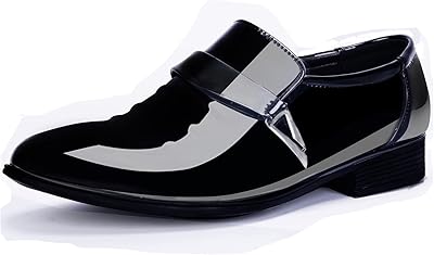 Chaussures de soirée pour hommes en cuir verni avec un design formel en tissu oxford. DIAYTAR COTE D'IVOIRE est une boutique en ligne généraliste qui propose plus de 300 000 références pour répondre à vos besoins. Avec une offre large et variée, vous trouverez tout ce dont vous avez besoin sur ce site. DIAYTAR COTE D'IVOIRE est la boutique leader en Cote d'Ivoire pour vos achats en ligne.