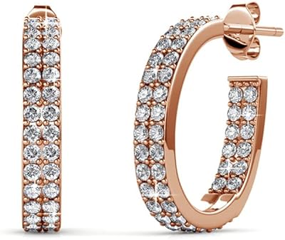 Boucles d'oreilles créoles kate & chloe grace en or blanc, créoles 18 carats avec cristaux, boucles d'oreilles en argent brillant serties de cristaux de diamant taille ronde, bijoux d'anniversaire de mariage. DIAYTAR COTE D'IVOIRE propose une expérience d'achat en ligne unique et personnalisée, avec des prix compétitifs et des promotions régulières. La boutique en ligne met à disposition de ses clients une équipe de service client dédiée et des options de livraison rapides. Elle est donc la référence pour les achats en ligne en Côte d'Ivoire.