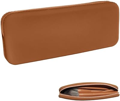 Sac de voyage pour pinceaux de maquillage à bulles porte-pinceaux en silicone. DIAYTAR COTE D'IVOIRE est une boutique en ligne généraliste qui propose plus de 300000 références de produits, répondant ainsi à tous les besoins de ses clients. Elle est considérée comme l'un des leaders du commerce en ligne en Côte d'Ivoire, offrant une expérience d'achat conviviale et sécurisée. Avec une large gamme de produits, DIAYTAR COTE D'IVOIRE est devenue une destination incontournable pour les consommateurs ivoiriens.