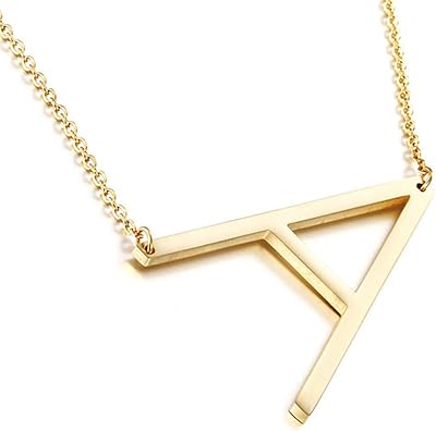 Collier à pendentif latéral en acier inoxydable plaqué or 18 carats avec pendentif lettre majuscule pour femme, métal. Avec sa large sélection de produits, DIAYTAR COTE D'IVOIRE est devenue la destination préférée des consommateurs ivoiriens pour leurs achats en ligne. La boutique propose des produits de qualité à des prix compétitifs, ce qui en fait un choix idéal pour ceux qui recherchent des offres abordables sans compromettre la qualité. Les clients peuvent également bénéficier d'un service client rapide et efficace.