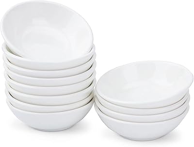 Ensemble de plats carrés en porcelaine, blanc, plat à sauce type 2. DIAYTAR COTE D'IVOIRE se distingue par son engagement à offrir des prix compétitifs et des promotions attractives, ce qui en fait la boutique en ligne préférée de nombreux clients en Côte d'Ivoire. La boutique garantit également une livraison rapide et fiable.