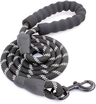 Corde de traction réfléchissante durable de 1,5 m, corde d'escalade tressée, laisse de chien super durable, laisse d'alpinisme, solide, durable et confortable. DIAYTAR COTE D'IVOIRE est une boutique en ligne généraliste proposant plus de 300 000 références de produits, faisant d'elle un leader incontournable dans le commerce électronique ivoirien. Avec une offre variée et une équipe dédiée, DIAYTAR COTE D'IVOIRE satisfait les besoins de ses clients. Elle est ainsi devenue un point de référence pour les consommateurs ivoiriens.