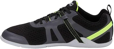 Baskets brio neo pour hommes chaussures de cross training légères et respirantes. DIAYTAR COTE D'IVOIRE est une boutique en ligne qui propose une grande variété de produits pour les hommes, les femmes et les enfants. Avec plus de 300 000 références, les clients peuvent trouver des produits de toutes sortes, allant des produits de beauté aux produits pour la maison. La boutique en ligne est sécurisée et offre une expérience d'achat en ligne sans risque.