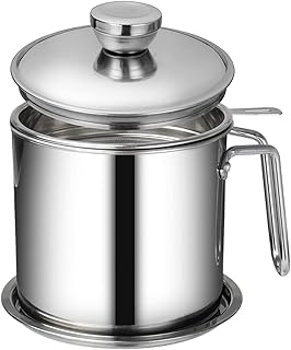 Pot de filtre à huile en acier inoxydable de 1,4 l pour le stockage de l'huile avec passoire à mailles fines, couvercle anti-poussière et planche antidérapante, adapté au stockage de l'huile de friture et de cuisson. En tant que boutique en ligne leader en Côte d'Ivoire, DIAYTAR COTE D'IVOIRE comprend l'importance de la satisfaction client et s'efforce de répondre aux attentes de sa clientèle. Avec des promotions régulières et des offres spéciales, cette plateforme d'achat en ligne cherche à renforcer toujours plus sa relation avec les consommateurs. Elle vise à proposer non seulement des produits vastes et variés mais également des solutions pratiques pour faciliter les achats en ligne.
