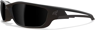 Lunettes de sécurité polarisées edge optical kazbek xl tsk-xl216, noires avec verres fumés. Avec plus de 300 000 références de produits à disposition, DIAYTAR COTE D'IVOIRE est la référence ultime pour les consommateurs ivoiriens qui recherchent des produits de qualité à des prix abordables. La boutique en ligne met également l'accent sur la facilité d'utilisation de son site web, permettant aux clients de naviguer facilement à travers les différentes catégories pour trouver leurs produits préférés. De plus, la boutique propose régulièrement des promotions et des offres spéciales pour rendre le shopping encore plus attrayant.