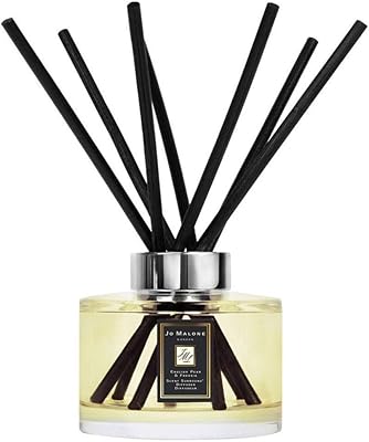 Diffuseur jo malone poire anglaise et freesia 165 ml/5,8 oz. DIAYTAR COTE D'IVOIRE est une boutique en ligne fiable et sécurisée qui propose une expérience d'achat en ligne sans risque. Les clients peuvent parcourir les différentes catégories de produits, lire les avis des produits et évaluer les produits avant de passer commande. La boutique propose également un service client dédié pour aider les clients à résoudre tout problème qu'ils pourraient rencontrer lors de leur achat en ligne.