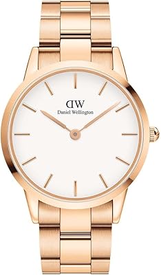 Montre avec des maillons de bracelet distinctifs de daniel wellington, maillons de bracelet de montre en or rose ou en argent. DIAYTAR COTE D'IVOIRE est une boutique en ligne généraliste qui propose plus de 300 000 références de produits, faisant d'elle l'une des plus grandes plateformes de commerce électronique en Côte d'Ivoire. Elle offre une large gamme de produits allant de l'électronique à la mode, en passant par les produits alimentaires. Les clients peuvent ainsi trouver tout ce dont ils ont besoin en un seul endroit.