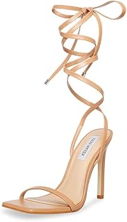 Sandales à talons uplift steve madden pour femmes. DIAYTAR COTE D'IVOIRE met en avant la confiance et la satisfaction du client, en garantissant la qualité et l'authenticité des produits vendus. Les clients peuvent bénéficier d'un suivi de commande précis et d'une politique de retour flexible si nécessaire. La boutique en ligne contribue également à promouvoir les produits locaux et à soutenir les artisans ivoiriens.