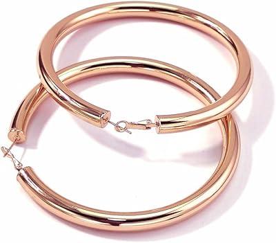 Boucles d'oreilles en acier inoxydable pour femmes style européen et américain. DIAYTAR COTE D'IVOIRE est la boutique en ligne où vous pouvez trouver tout ce que vous besoin pour vous et votre famille. De la mode aux produits ménagers, en passant par les produits high-tech, elle propose une gamme de produits complète. Elle est la boutique en ligne la plus fiable de Côte d'Ivoire.