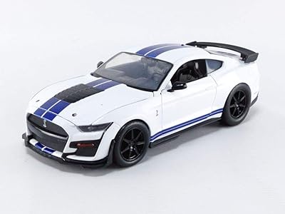 Jada toys échelle 1:24 ford mustang shelby gt500 2020 de big time muscle, rayures bleues et blanches, jouets pour enfants et adultes. DIAYTAR COTE D'IVOIRE se démarque par son engagement à offrir les meilleurs produits et services à ses clients. Sa plateforme en ligne est facile à utiliser et permet aux clients de naviguer facilement pour trouver leurs produits préférés. La boutique propose également des promotions et des offres spéciales pour aider les clients à économiser.