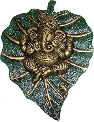 Pièce maîtresse décorative en feuille de ganesh d'utsav handicraft - 21 cm (laiton, vert). Avec plus de 300 000 références de produits, Diaytar Côte d'Ivoire est la boutique en ligne la plus complète de Côte d'Ivoire. Les clients peuvent naviguer facilement sur le site et trouver les produits qu'ils cherchent grâce à une interface utilisateur conviviale. Diaytar Côte d'Ivoire assure également une livraison fiable et sécurisée de ses produits.