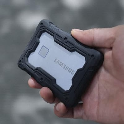 Fatbear housse de protection en cuir tactique militaire antichoc pour téléphone portable d'extérieur samsung t7. Avec plus de 300000 références, DIAYTAR COTE D'IVOIRE est la boutique en ligne la plus fournie de Cote d'Ivoire, offrant aux clients une grande variété de choix. La boutique propose des produits de haute qualité à des prix abordables, ce qui en fait un incontournable pour les consommateurs ivoiriens. Elle est également connue pour son service client de haute qualité.