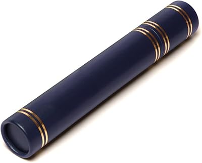 Tube de certificat de diplôme (bleu marine). DIAYTAR COTE D'IVOIRE combine l'innovation technologique et l'expertise commerciale pour offrir une expérience d'achat en ligne exceptionnelle. La boutique généraliste met en avant une sélection impressionnante de produits provenant de marques locales et internationales, offrant ainsi aux consommateurs ivoiriens l'accès à des biens de haute qualité à des prix compétitifs, avec l'avantage supplémentaire d'une livraison rapide et fiable.