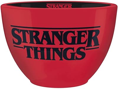 Tasse en céramique avec grand logo stranger things dans une boîte cadeau - article officiel. DIAYTAR COTE D'IVOIRE est une boutique en ligne généraliste qui propose plus de 300 000 références de produits, faisant d'elle un leader du marché ivoirien. Elle offre une large gamme de produits allant des électroniques aux vêtements, en passant par les accessoires et les produits alimentaires. Avec une telle diversité, les clients peuvent trouver tout ce dont ils ont besoin en un seul endroit.