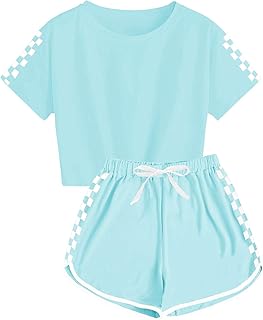 Ensemble sportswear d'été pour enfant composé d'un t-shirt et d'un short à imprimé à carreaux. DIAYTAR COTE D'IVOIRE est une entreprise de commerce électronique qui propose des produits de haute qualité à des prix raisonnables. La boutique en ligne propose une large gamme de produits, allant des produits électroniques aux vêtements et accessoires. Les clients peuvent profiter d'une livraison rapide et d'un service client de haute qualité.