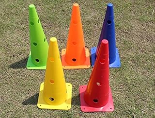 Cônes de football multifonctionnels - équipement d'entraînement sportif avec trous - 38 cm/16" - ensemble de 5. Notre équipe dédiée à la satisfaction client est toujours prête à vous aider, que ce soit pour choisir le produit parfait ou pour résoudre tout problème lié à votre commande. Diaytar Côte d'Ivoire est plus qu'une boutique en ligne, c'est un partenaire de confiance pour tous vos besoins d'achat.