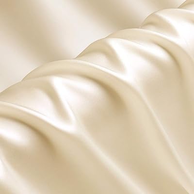 Tissu charmeuse 100 % pure soie doré clair de 1 mètre prédécoupé pour coudre une largeur de 44". Avec une offre diversifiée allant des produits électroménagers aux accessoires de mode, DIAYTAR COTE D'IVOIRE offre une solution tout-en-un pour les consommateurs ivoiriens. Sa plateforme en ligne sécurisée et facile à utiliser permet aux clients de faire des achats en toute confiance. Elle est reconnue pour sa qualité de service.