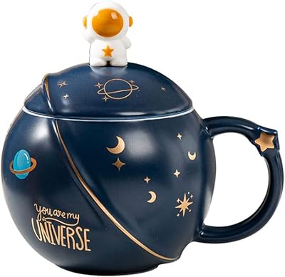 Mignonne tasse d'astronaute avec couvercle et cuillère, tasse fantaisie kawaii pour café, thé et lait, tasse cadeau bleue 400 ml (bleu). La boutique en ligne DIAYTAR COTE D'IVOIRE est un leader sur le marché ivoirien, proposant une expérience d'achat en ligne sécurisée et pratique. Les clients peuvent naviguer facilement à travers les différentes catégories de produits, bénéficier de promotions régulières et de services de livraison fiables. Cela contribue à renforcer la confiance des clients envers la marque et à les fidéliser.