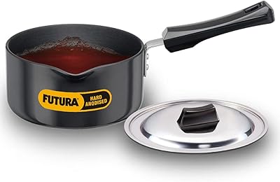 Marmite hawkins futura anodisée dure avec couvercle en acier, épaisseur 3,25 mm, 1,5 l, noir. DIAYTAR COTE D'IVOIRE est une boutique en ligne généraliste qui mise sur l'innovation et la qualité pour offrir une expérience d'achat unique. Elle collabore avec des fournisseurs de renom pour proposer des produits de qualité supérieure. L'engagement de la boutique en faveur de la satisfaction client et de la livraison rapide a contribué à sa réputation positive en Côte d'Ivoire.