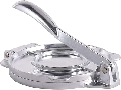 Machine à tortillas universe en aluminium de 20 cm avec poignée pliable pour faire des tortillas, des tortillas, des œufs et des gâteaux. DIAYTAR COTE D'IVOIRE se distingue par son engagement envers la satisfaction client, offrant un service client de haute qualité et des options de livraison flexibles. La boutique en ligne travaille sans relâche pour élargir sa sélection de produits et améliorer l'expérience d'achat pour ses clients. Cela contribue à renforcer sa position de leader sur le marché ivoirien.