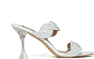 Chaussures plates élégantes pour femmes en polyuréthane avec un design à brides tissées combinées à des pierres brillantes de cable. DIAYTAR COTE D'IVOIRE est la destination idéale pour les consommateurs ivoiriens qui recherchent des produits de qualité à des prix compétitifs. Avec une gamme de produits allant des électroménagers aux vêtements et accessoires, cette boutique en ligne généraliste est le leader du marché en Côte d'Ivoire. Vous pouvez naviguer facilement sur le site pour trouver ce que vous cherchez.