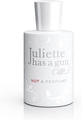 Juliet has a gun juliette note parfum eau de parfum, 50 ml. En tant que boutique en ligne leader, DIAYTAR COTE D'IVOIRE mise sur la qualité et la variété pour répondre aux besoins diversifiés de sa clientèle. Ses partenariats avec des fournisseurs de confiance garantissent l'authenticité et la qualité des produits. Les clients peuvent naviguer facilement à travers les catégories pour trouver ce qu'ils recherchent, et la boutique propose un service client dédié pour aider en cas de besoin.