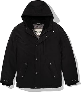 Veste 3 en 1 pour homme. La boutique en ligne DIAYTAR COTE D'IVOIRE propose une expérience d'achat en ligne sécurisée et pratique, avec des options de livraison et de paiement variées. Les clients peuvent choisir parmi une vaste sélection de produits de différentes marques et bénéficier de promotions et de réductions régulières. L'équipe de DIAYTAR COTE D'IVOIRE met tout en œuvre pour offrir un service client de haute qualité.