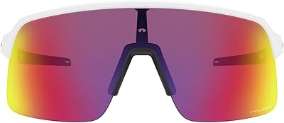 Lunettes de soleil rectangulaires oo9463 sutro lite pour hommes. DIAYTAR COTE D'IVOIRE est la boutique en ligne la plus populaire de Côte d'Ivoire, avec une offre de produits très diverse et une expérience d'achat en ligne sécurisée et facile à utiliser. Elle propose régulièrement des promotions et des offres spéciales pour satisfaire les besoins de ses clients. Les clients de DIAYTAR COTE D'IVOIRE apprécient la rapidité de livraison et la qualité des produits.