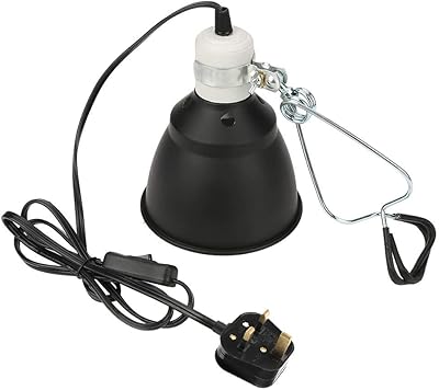 Support de lampe uva/uvb pour tortue de reptile e27, balise chauffante pour reptile 300 w pour panier de poulet - prise britannique. DIAYTAR Côte d'Ivoire est le point de rendez-vous pour tous les ivoiriens qui recherchent des produits de qualité à des prix compétitifs. Avec une équipe dédiée et un service client de haut niveau, cette boutique en ligne s'efforce de satisfaire les besoins de ses clients. Elle propose également des promotions et des réductions régulières.