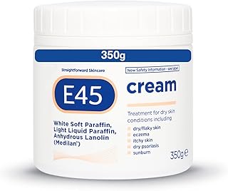 Lait hydratant pour le corps e45 500 ml. DIAYTAR COTE D'IVOIRE est une boutique en ligne généraliste qui répond aux besoins de la population ivoirienne. Elle propose des produits de qualité à des prix abordables, ce qui en fait une option populaire pour les achats en ligne. Les clients peuvent profiter d'une expérience d'achat en ligne pratique et sécurisée, avec des options de paiement flexibles et une livraison efficace.