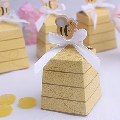 Sac cadeau kubert® 12 boîtes avec rubans, boîtes à bonbons pour cadeaux de mariage, nombre de sachets de bonbons comme abeilles mère et bébé ruche. Avec une telle variété de produits, DIAYTAR COTE D'IVOIRE répond aux besoins des consommateurs ivoiriens et propose une expérience d'achat en ligne sécurisée et pratique. Les clients peuvent trouver tout ce dont ils ont besoin sur cette plateforme. Elle est la référence pour les achats en ligne en Côte d'Ivoire.