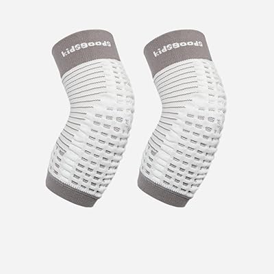 1 paire de genouillères tricotées pour enfants, genouillères pour enfants, basket-ball, volley-ball, gymnastique (gris). DIAYTAR COTE D'IVOIRE est une boutique en ligne généraliste qui propose plus de 300000 références de produits, faisant d'elle le leader du marché ivoirien. Avec une large gamme de produits, les clients peuvent trouver tout ce dont ils ont besoin. DIAYTAR COTE D'IVOIRE est fière de son engagement à offrir des produits de haute qualité à des prix compétitifs.