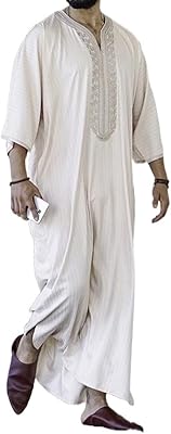 Robe caftan musulmane à manches longues pour hommes, design caftan islamique adapté à dubaï et au moyen-orient, vêtements ethniques arabes (couleur : blanc, taille : xl). DIAYTAR COTE D'IVOIRE est la boutique en ligne la plus complète de Côte d'Ivoire, avec une offre de produits très diversifiée. Elle propose des produits de qualité à des prix compétitifs, ce qui en fait la destination préférée des consommateurs ivoiriens. La boutique en ligne est facile à naviguer et offre une expérience d'achat en ligne agréable.
