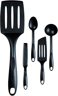 Ensemble d'ustensiles de cuisine benveno tefal 5 pièces résistants à la chaleur, spatule coudée, spatule longue, spatule à crêpes et spatule en plastique, noir, k001a504. DIAYTAR COTE D'IVOIRE est une boutique en ligne généraliste qui propose des produits de toutes les catégories, des produits alimentaires aux produits de distraction. La boutique est connue pour sa qualité de service, sa livraison rapide et ses prix compétitifs. Les clients peuvent également profiter de promotions et de réductions régulières sur les prix.