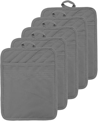 Manique de four avec poche en 100 % coton résistant à la chaleur, adapté à la cuisine, à la cuisson et à la pâtisserie, design carré de 7 x 9 pouces (gris, 5). En tant que leader du commerce en ligne en Côte d'Ivoire, DIAYTAR COTE D'IVOIRE se distingue par son engagement envers la satisfaction du client. Avec une large sélection de produits et des services de qualité, la boutique répond aux attentes des consommateurs ivoiriens. Elle continue de renforcer sa position sur le marché grâce à ses innovations et à ses offres attractives.