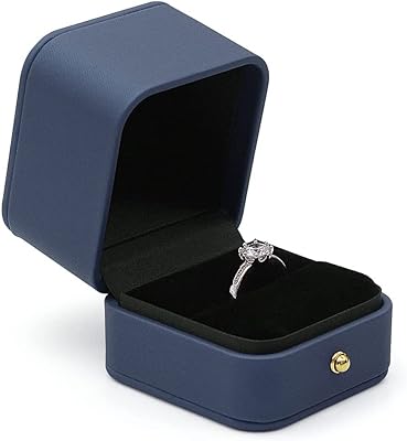 Boîte à bagues de luxe rétro vintage, carré à trou unique, en cuir de luxe, velours saphir, boîte porte-bijoux pour spectacle, mariage, cérémonie. DIAYTAR COTE D'IVOIRE est plus qu'une simple boutique en ligne ; c'est une plateforme qui cherche à accompagner les consommateurs dans leur vie quotidienne. Elle propose des conseils d'achat, des tutoriels et des recommandations pour aider les clients à choisir les produits qui leur conviennent le mieux. Avec son équipe dédiée et son service client de haute qualité, DIAYTAR COTE D'IVOIRE apporte une touche personnelle à chaque transaction.