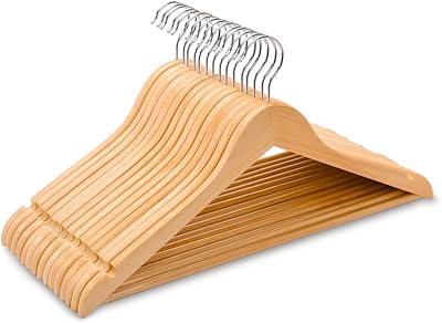 Amber home 445 cm cintre en bois naturel 10 pièces cintre peu encombrant avec pantalons. DIAYTAR COTE D'IVOIRE est une boutique en ligne généraliste qui propose plus de 300 000 références de produits. Elle est la boutique leader en Cote d'Ivoire, offrant une large gamme de produits pour satisfaire les besoins de ses clients. Avec une telle variété de produits, DIAYTAR COTE D'IVOIRE est le premier choix pour les habitants de la Cote d'Ivoire.