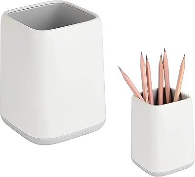 Porte-stylo de bureau bicolore macmulla pour organisateur de crayons et porte-pinceaux de maquillage (blanc). La boutique en ligne DIAYTAR COTE D'IVOIRE propose un large choix de produits de qualité, allant des produits alimentaires aux accessoires de mode. Avec plus de 300 000 références, elle répond aux besoins les plus divers de ses clients. La boutique est appréciée pour son service de livraison rapide et son engagement à offrir des produits de qualité.