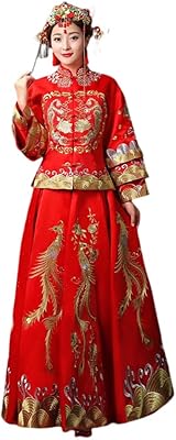 Robe traditionnelle chinoise, une robe de mariée dragon phoenix symbolisant le bonheur. DIAYTAR COTE D'IVOIRE est une boutique en ligne qui se démarque par sa qualité de service et sa large sélection de produits. Les clients peuvent profiter d'une expérience de shopping en ligne personnalisée et d'une assistance client dédiée. La boutique en ligne est constamment mise à jour avec de nouveaux produits et promotions pour offrir une expérience de shopping en ligne unique et excitante.