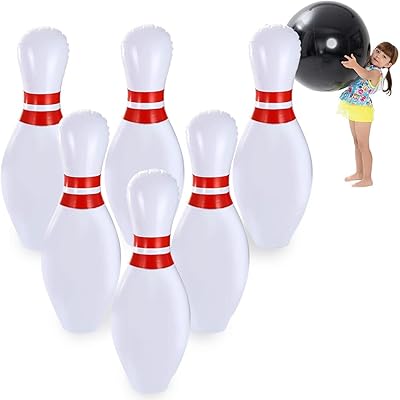 Un groupe de quilles pour les enfants des jeux d'intérieur ou d'extérieur