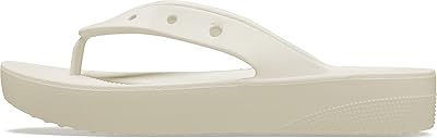 Tongs à glissière classiques à semelle épaisse crocs pour femmes. En tant que boutique leader en Côte d'Ivoire, DIAYTAR COTE D'IVOIRE se distingue par sa large sélection de produits et son engagement à offrir une expérience d'achat en ligne de qualité. Les clients peuvent choisir parmi des catégories de produits variées, allant des produits électroniques aux produits pour la maison. La boutique est déterminée à satisfaire les besoins de ses clients.