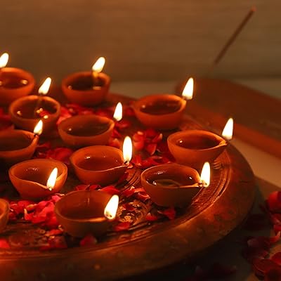 Hashkart clay diwali puja - argile puja indienne traditionnelle faite à la main / terre cuite / lampe à huile / mitti diya | cadeaux indiens pour les décorations de festival (lot de 21 pièces). DIAYTAR COTE D'IVOIRE est une boutique en ligne généraliste qui propose plus de 300 000 références de produits, faisant d'elle la boutique leader en Côte d'Ivoire. Avec une large sélection de produits, les clients peuvent trouver tout ce dont ils ont besoin en un seul endroit. DIAYTAR COTE D'IVOIRE offre une expérience de shopping en ligne pratique et fiable.