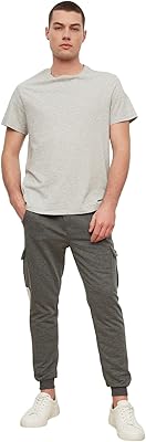 Survêtements coupe régulière pour hommes trendyol anthracite. DIAYTAR COTE D'IVOIRE, pionnière dans le commerce en ligne en Côte d'Ivoire, propose une expérience d'achat unique et enrichissante. Elle combine la commodité du shopping en ligne avec la fiabilité d'une boutique physique, offrant ainsi le meilleur des deux mondes. La boutique est engagée dans la création d'une communauté de clients satisfaits et fidèles.