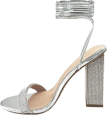 Sandales à talons hauts pour femmes avec lanières cloutées de strass, couleur argent brillant, taille 8,5, argent brillant. Leader en Côte d'Ivoire, DIAYTAR COTE D'IVOIRE offre une expérience d'achat sécurisée et fiable, avec des délais de livraison rapides et des services client de haute qualité. Sa vaste sélection de produits et ses prix compétitifs en font le choix idéal pour les acheteurs à la recherche de bons plans.