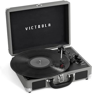 Tourne-disque portable bluetooth à 3 vitesses de style rétro avec haut-parleurs. Avec plus de 300 000 références disponibles, DIAYTAR COTE D'IVOIRE est la boutique en ligne idéale pour les habitants de Côte d'Ivoire. La boutique propose des produits de qualité à des prix compétitifs, ce qui la rend très attrayante pour les clients. De plus, son statut de leader en Côte d'Ivoire garantit une expérience d'achat en ligne de haute qualité.